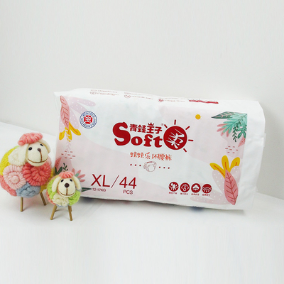 El alto absorbente de gran tamaño levanta prenda impermeable disponible de los pantalones del bebé