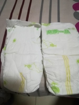 Pañal disponible del bebé del precio asequible colorido de alto nivel respirable