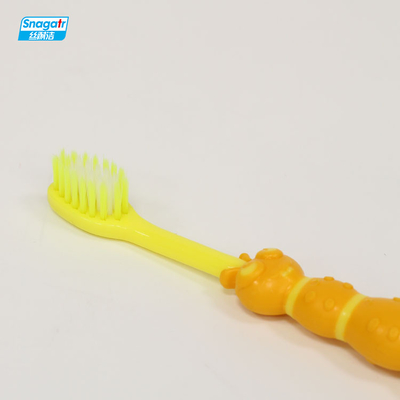 Cepillo de dientes suave coloreado PBT de las cerdas de la herramienta de la higiene oral de los niños de la historieta