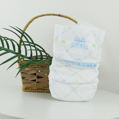 Pañal disponible amistoso del bebé de la piel