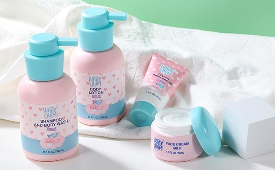 El regalo hidratante apacible y de Nurishing del ingrediente del bebé del baño fija la fresa